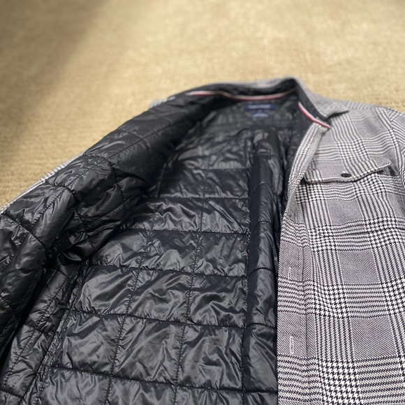 Men’s checkered Tommy Hilfiger Jacket - Picture 3 of 3